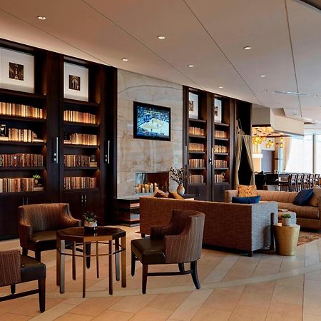 Ithaca Marriott Downtown On The Commons Hotell Exteriör bild